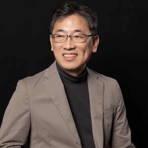 Hyunwook Kang - PeerSpot reviewer