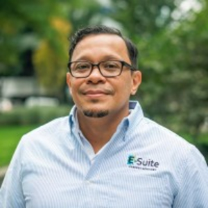 Vicente Castro - PeerSpot reviewer