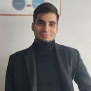 Omar Urquijo - PeerSpot reviewer