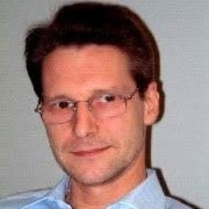 Juergen Albrecht - PeerSpot reviewer