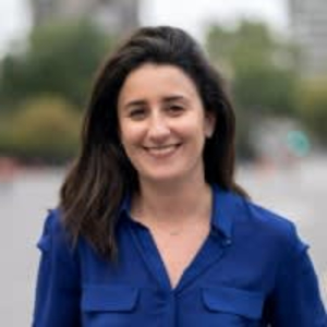 Julia Lupidii - PeerSpot reviewer