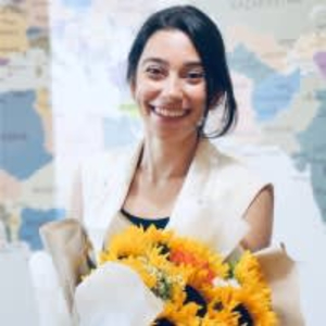 Elif Bilgic - PeerSpot reviewer