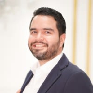 Francisco Lozano - PeerSpot reviewer