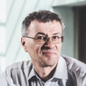 Dirk Willekens - PeerSpot reviewer