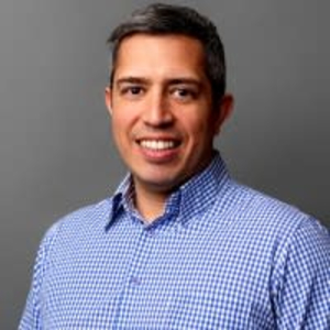 Alex De Miranda - PeerSpot reviewer