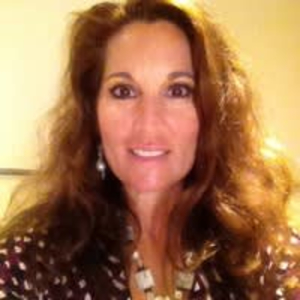 Cassandra Cinar - PeerSpot reviewer