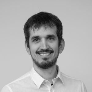 Simon Novak - PeerSpot reviewer