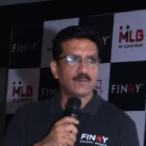 Mohit Vohra - PeerSpot reviewer