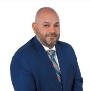 Rey Vazquez - PeerSpot reviewer