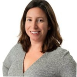 Emma Elkind - PeerSpot reviewer