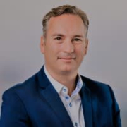 StefaanVandesompele - PeerSpot reviewer