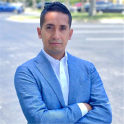 Francisco Ñato - PeerSpot reviewer