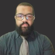 Lee Hansrod - PeerSpot reviewer