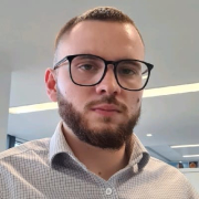 Henry Jeans - PeerSpot reviewer