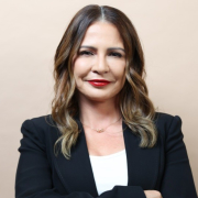 Veronica Reilly - PeerSpot reviewer
