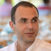 Oscar Abouchaaya - PeerSpot reviewer