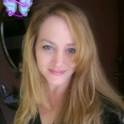 Ivonne Borloz - PeerSpot reviewer