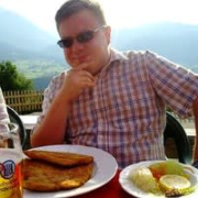 Vicente-Perez - PeerSpot reviewer