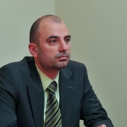 Octavian Vlad - PeerSpot reviewer