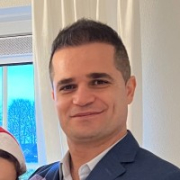 HassanFatemi - PeerSpot reviewer