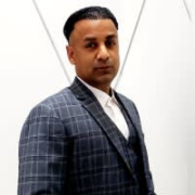 Greg Walia - PeerSpot reviewer