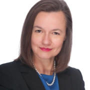 BeatkaSpence - PeerSpot reviewer