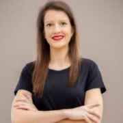 Valda Coelho - PeerSpot reviewer