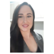 Raquel Oliveira - PeerSpot reviewer