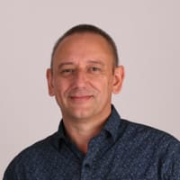 HansMiseur - PeerSpot reviewer