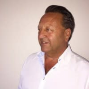 Donald Bakels - PeerSpot reviewer