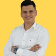 Erick Chinchilla Mena - PeerSpot reviewer