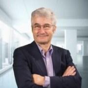 Thomas Göbel - PeerSpot reviewer